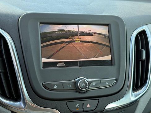 Used 2024 Chevrolet Equinox LS w/ Driver Confidence II Package FWD image 25
