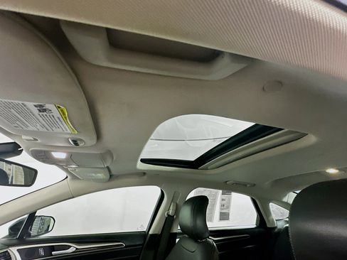 Used 2016 Ford Fusion Energi SE w/ Driver Assist Package image 25