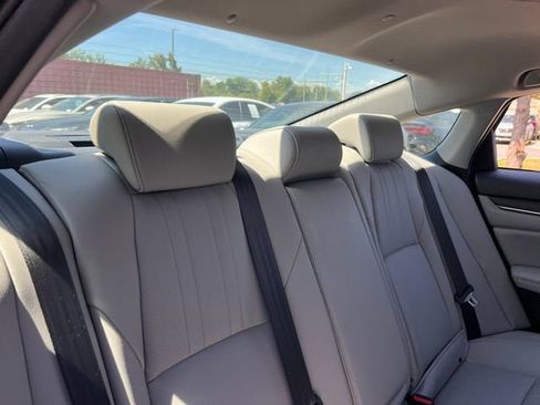 Used 2019 Honda Accord EX-L image 29