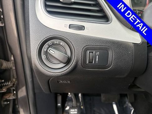 Used 2017 Dodge Journey SE w/ Flexible Seating Group FWD image 25