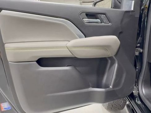 New 2026 Chevrolet Colorado ZR2 w/ Technology Package image 16