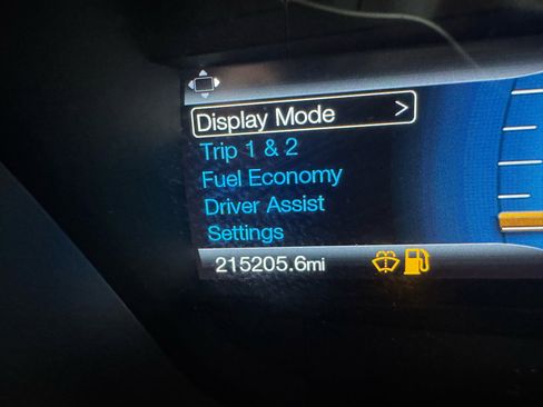 Used 2016 Ford Fusion SE w/ Equipment Group 202A image 20