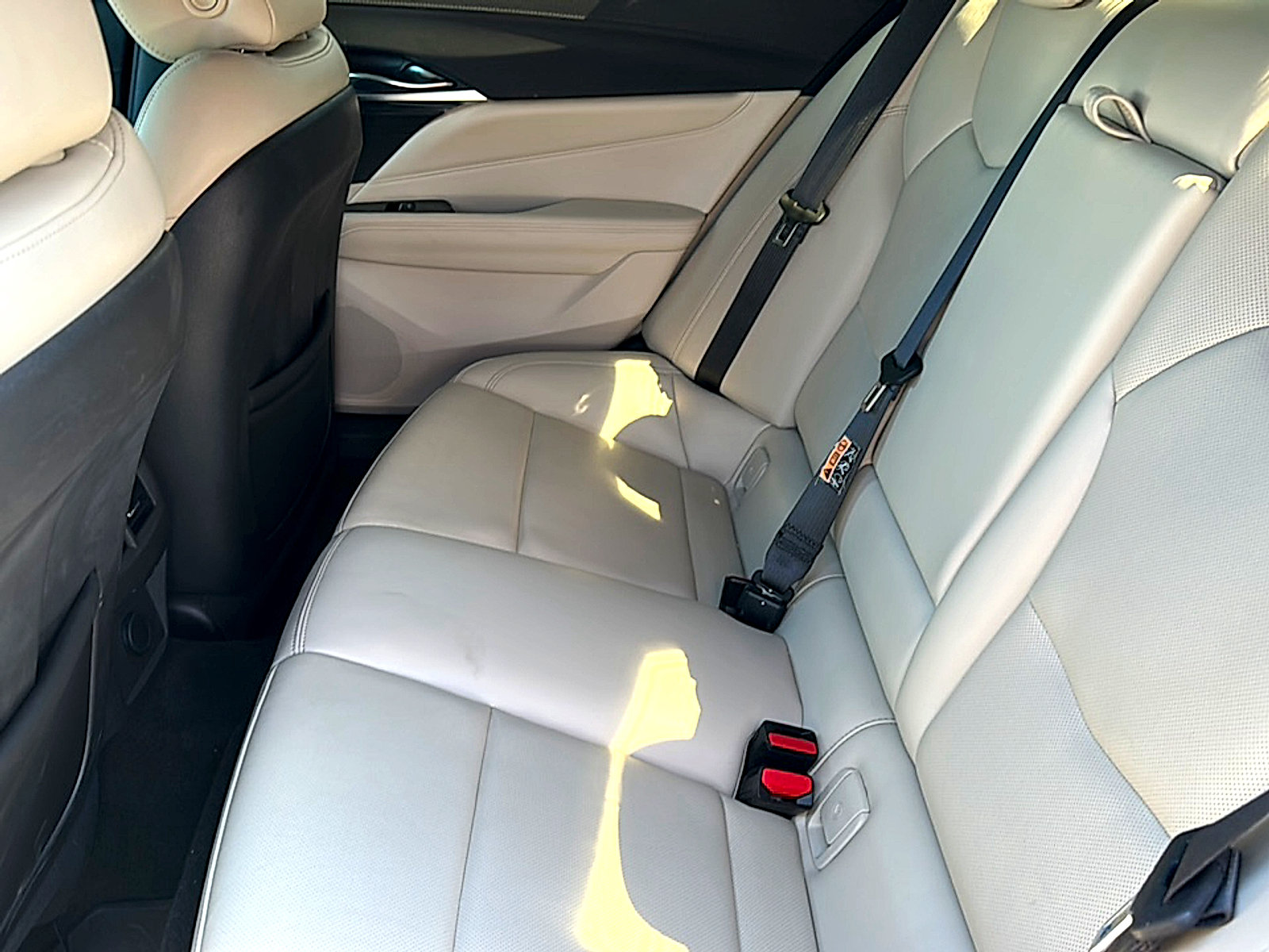 Used 2022 Cadillac CT4 Premium Luxury w/ Climate Package AWD/4WD image 18