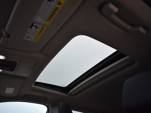 Used 2025 Honda CR-V EX-L image 12