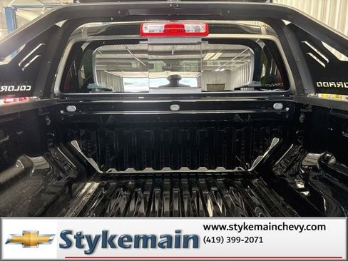 New 2025 Chevrolet Colorado Z71 w/ Midnight Edition image 36