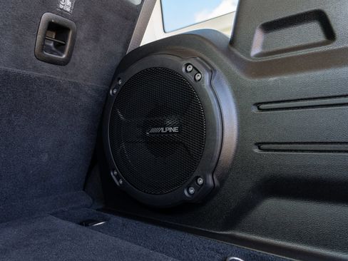 Used 2020 Jeep Wrangler Unlimited Sahara w/ Uconnect 4C Nav & Sound Group AWD/4WD image 19