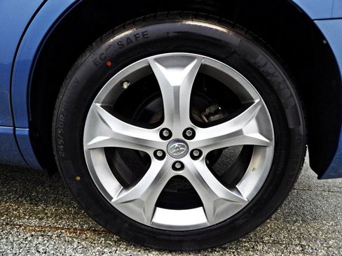 Used 2011 Toyota Venza w/ Leather Pkg FWD image 21