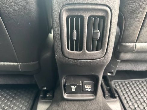 Used 2019 Jeep Compass Latitude w/ Popular Equipment Group AWD/4WD image 30