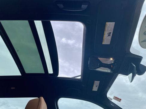 Used 2024 BMW X7 xDrive40i w/ M Sport Package image 17