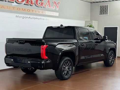 Used 2023 Toyota Tundra Platinum image 3