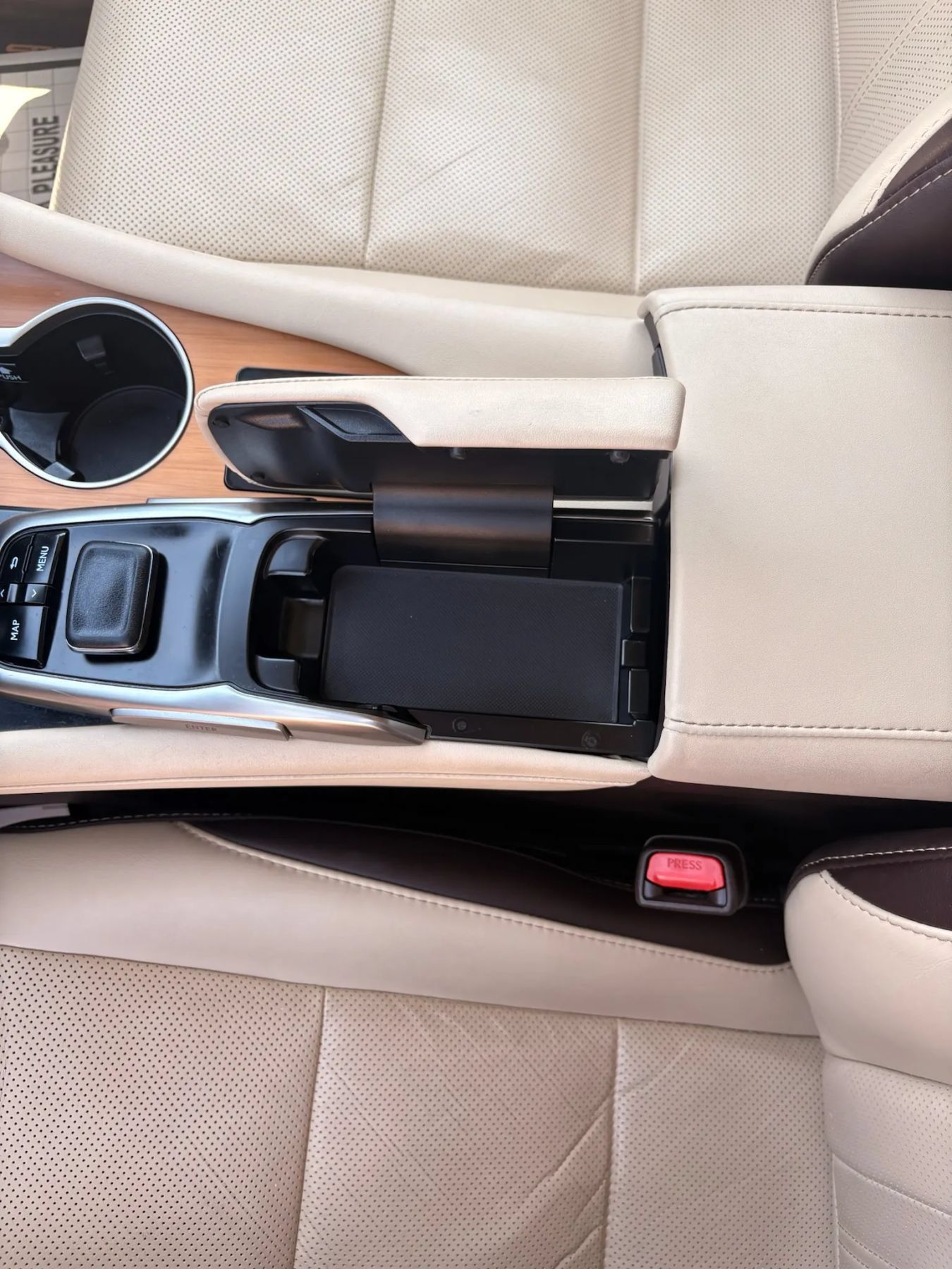 Used 2018 Lexus RX 350 AWD w/ Premium Package image 25