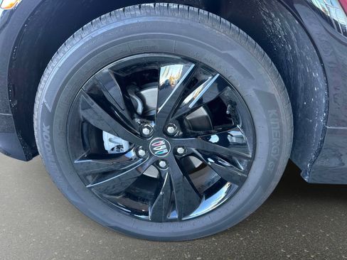 Certified 2025 Buick Encore GX Sport Touring w/ Advanced Technology Package image 7