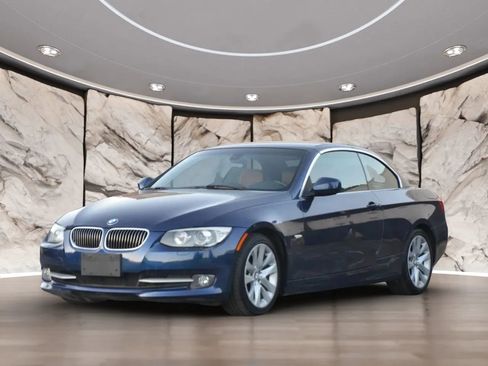 Used 2013 BMW 328i Sedan RWD image 2