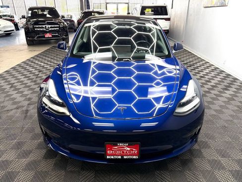 Used 2018 Tesla Model 3 Mid Range RWD image 6