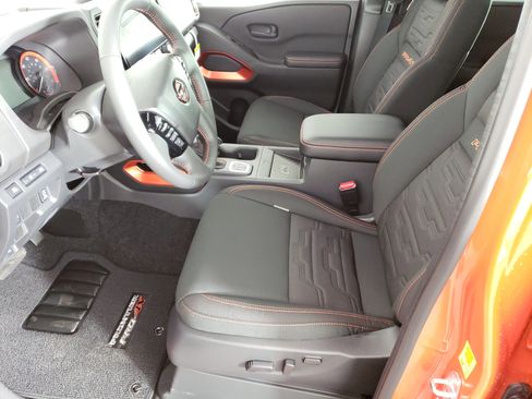 New 2026 Nissan Frontier PRO-4X w/ Pro-4x Convenience Package image 10