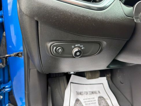 Used 2024 Chevrolet Equinox LT w/ LPO, Floor Liner Package AWD/4WD image 17