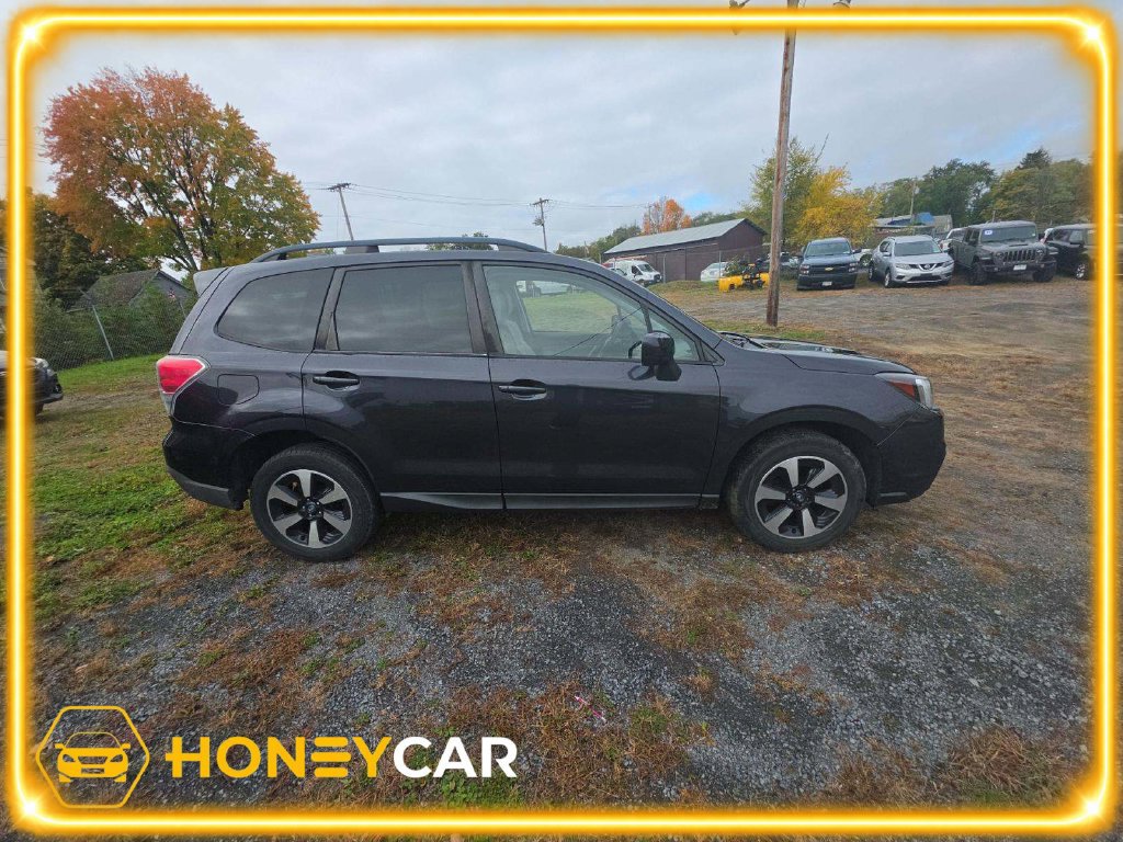 Used 2018 Subaru Forester 2.5i Premium AWD/4WD image 1