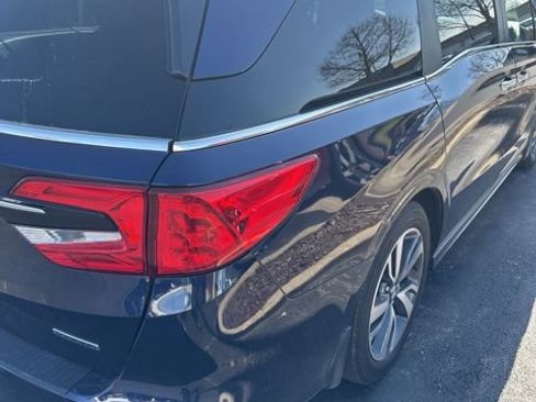 Certified 2023 Honda Odyssey Touring image 2