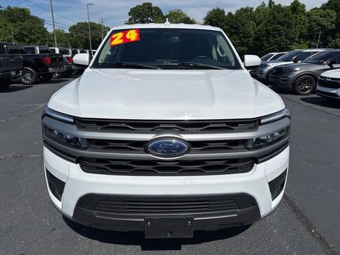 Used 2024 Ford Expedition XLT AWD/4WD image 33