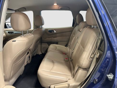 Used 2017 Nissan Pathfinder SL FWD image 14