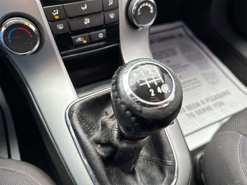 Used 2013 Chevrolet Cruze Eco image 15