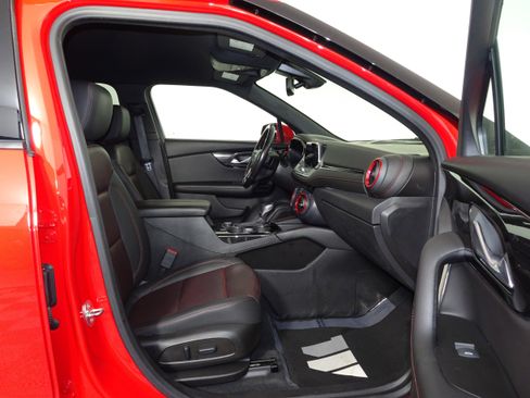 Used 2022 Chevrolet Blazer RS w/ Enhanced Convenience Package image 35