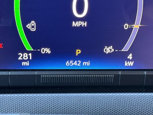 Used 2023 Chevrolet Brightdrop 600 w/ Active Safety Package 2 AWD/4WD image 27