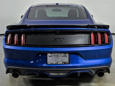 Used 2017 Ford Mustang GT Premium w/ GT Performance Package RWD image 8
