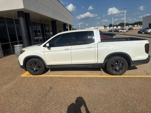 Used 2019 Honda Ridgeline Sport image 4