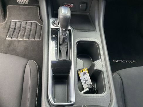 Used 2021 Nissan Sentra SV image 23