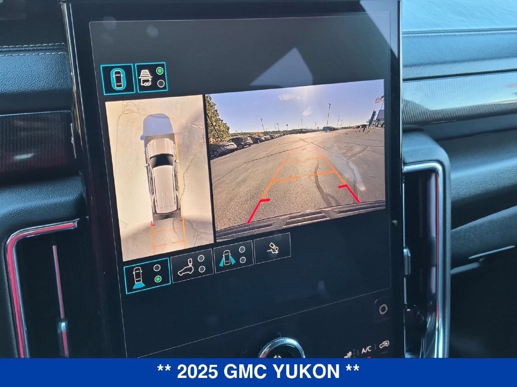 Used 2025 GMC Yukon Elevation AWD/4WD image 25