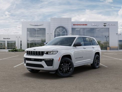 New 2026 Jeep Grand Cherokee Limited image 1