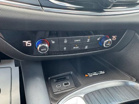 Used 2023 Buick Enclave Essence w/ Experience Buick Package AWD/4WD image 11