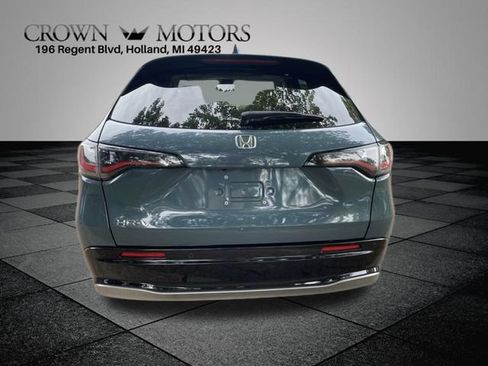 Used 2024 Honda HR-V EX-L image 10