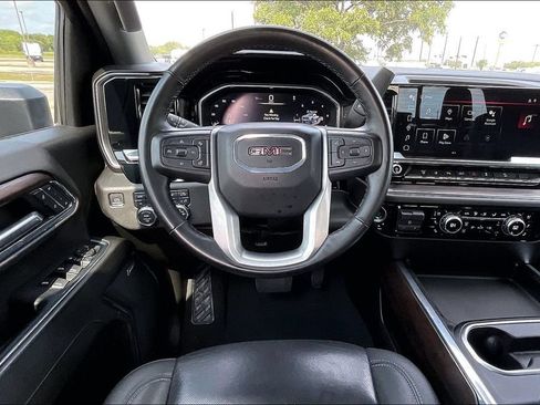 Used 2024 GMC Sierra 2500 SLT w/ Texas SLT Premium Package AWD/4WD image 8