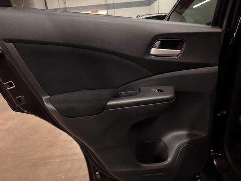 Used 2014 Honda CR-V EX image 29