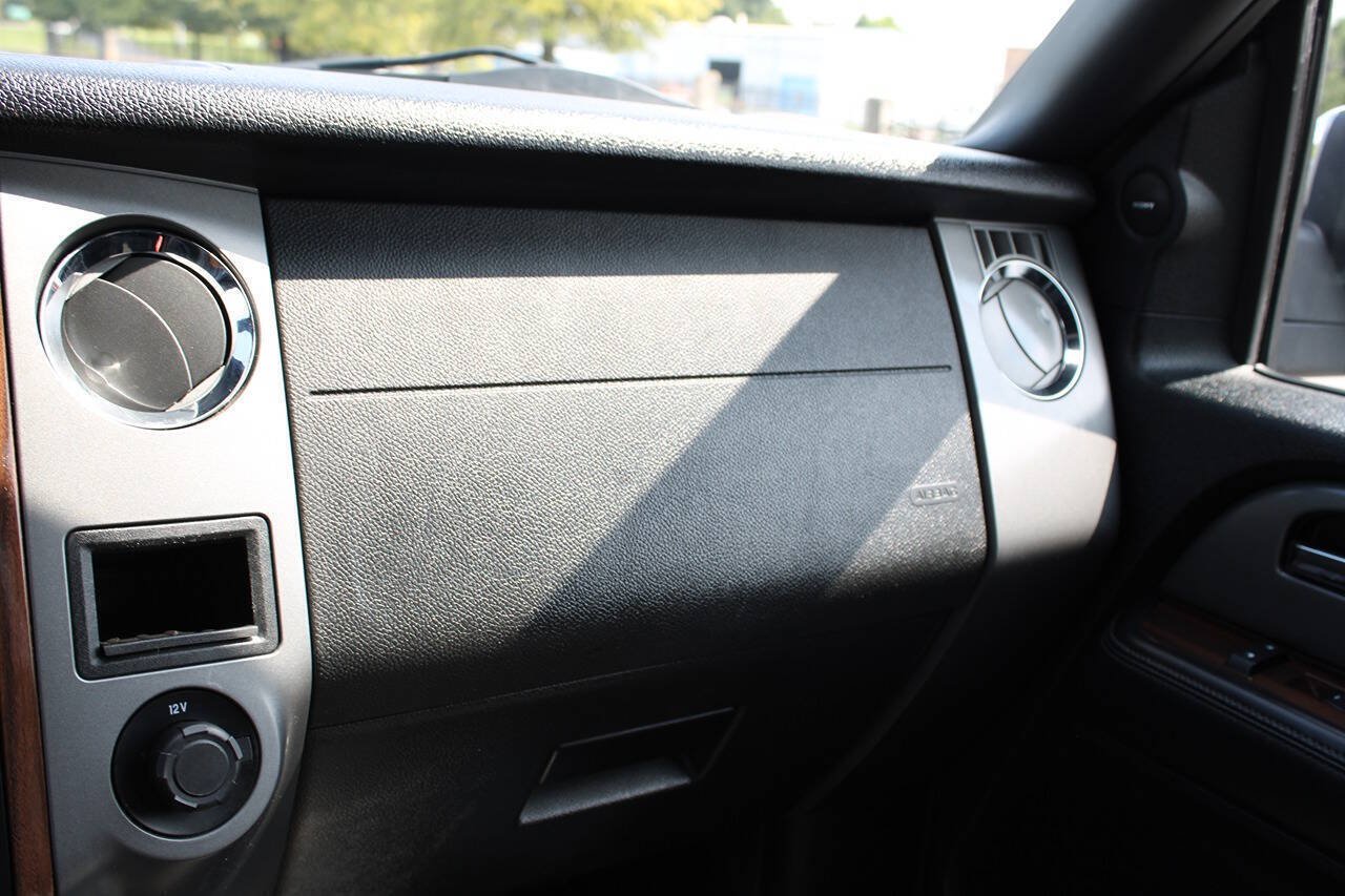Used 2015 Ford Expedition EL Platinum AWD/4WD image 39