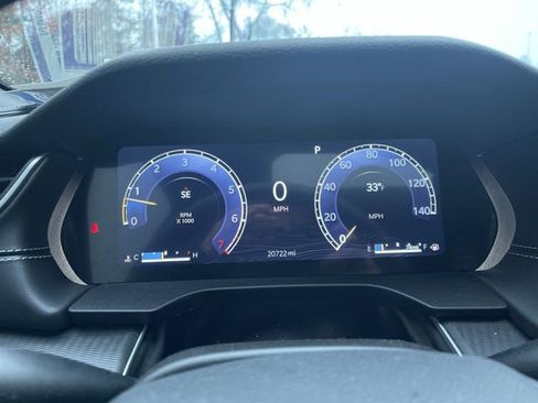 Used 2024 Jeep Grand Cherokee Altitude image 12