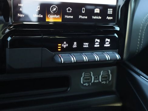 Used 2022 RAM 1500 Limited image 18