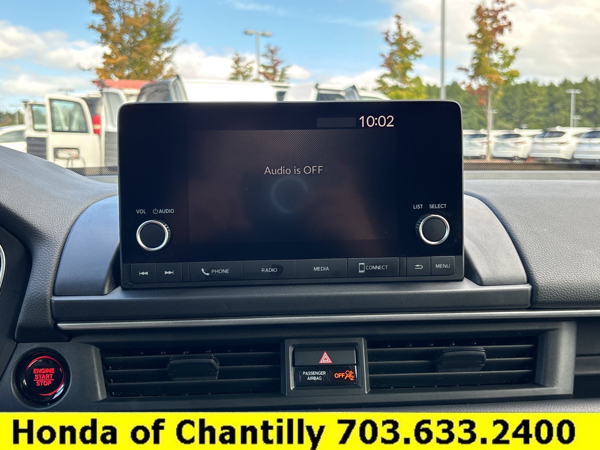 Certified 2025 Honda Pilot Sport image 16