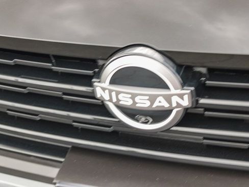 New 2026 Nissan Kicks SR w/ Cold Weather Package image 12