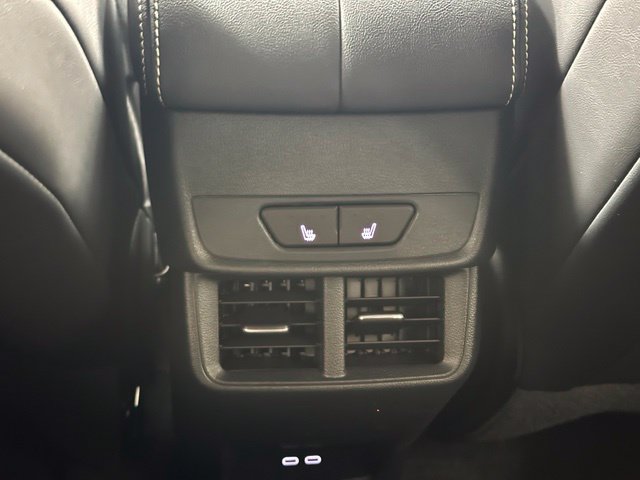New 2027 GMC Terrain Elevation w/ Elevation Premium Package AWD/4WD image 23