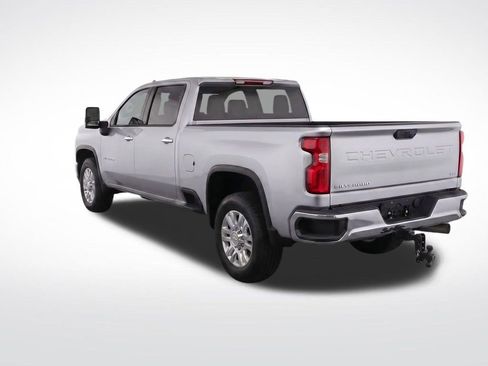 Certified 2025 Chevrolet Silverado 2500 LT w/ Convenience Package AWD/4WD image 4