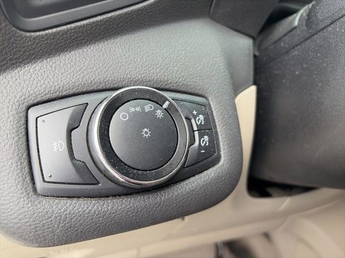 Used 2014 Ford Escape SE w/ Equipment Group 201A image 17