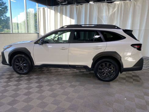 Used 2024 Subaru Outback Onyx Edition AWD/4WD image 9