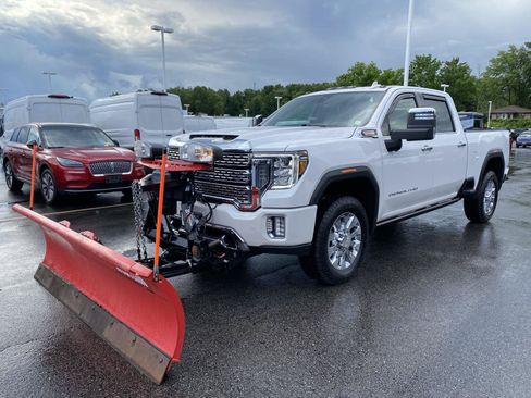Used 2021 GMC Sierra 2500 Denali w/ Denali Ultimate Package AWD/4WD image 3