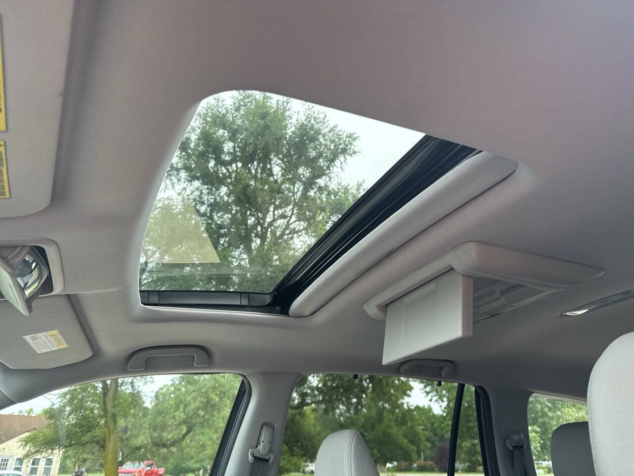 Used 2016 Honda Pilot Touring image 26