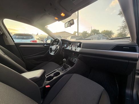 Used 2019 Volkswagen Jetta S FWD image 19