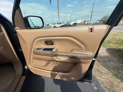Used 2005 Honda Pilot EX-L image 23