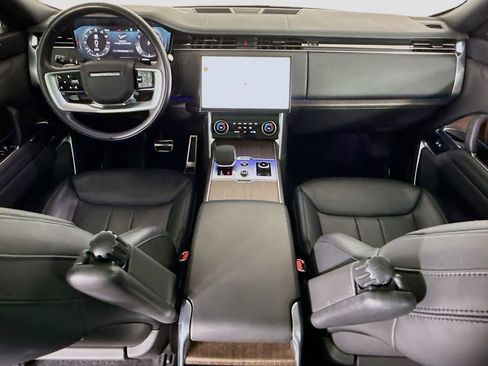 Used 2023 Land Rover Range Rover SE AWD/4WD image 13